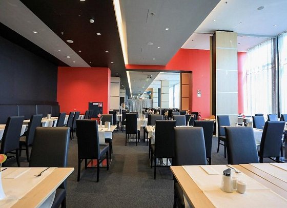 Pannonia Tower Hotel