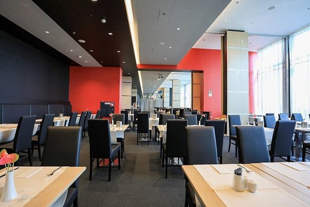 Pannonia Tower Hotel