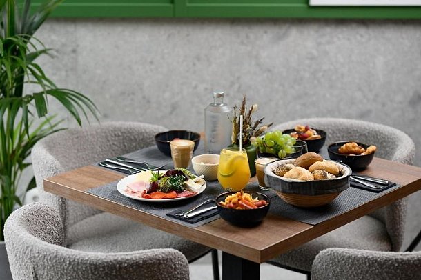 Florin Apart Hotel