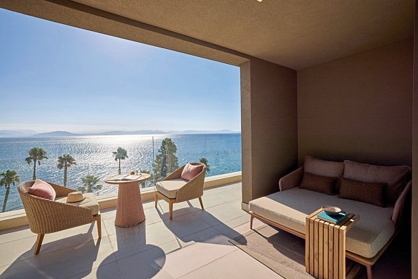 Avali, Mar-Bella Collection - Wohnbeispiel Rooftop Deluxe Double Room Front Sea View (Zimmercodierung DD1)