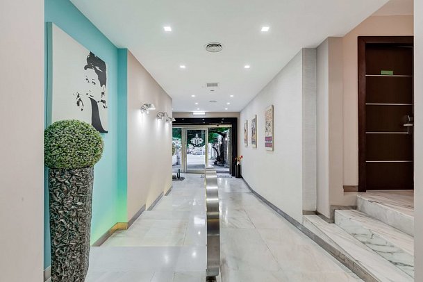 Best Western Cinemusic Hotel