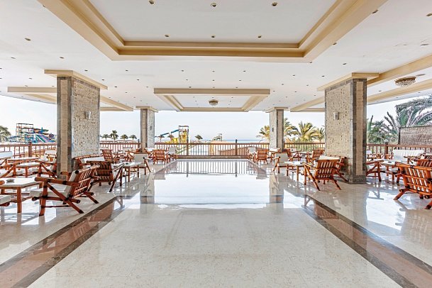 SUNRISE Solara Aqua Park Resort