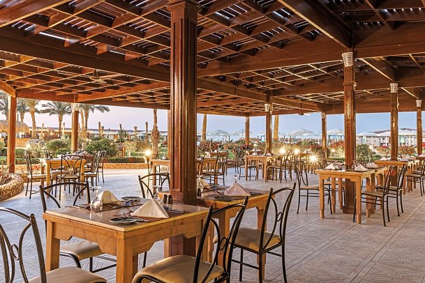 SUNRISE Solara Aqua Park Resort