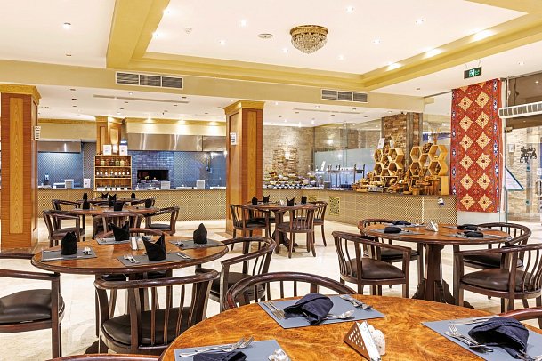 SUNRISE Solara Aqua Park Resort