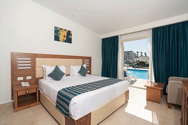 SUNRISE Aster Aqua Park Resort - Wohnbeispiel Familiensuite Swim Up (Zimmercodierung FBQ)