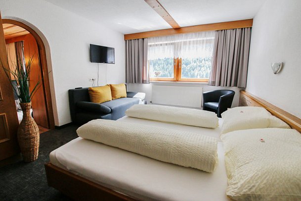 Hotel Tia Apart