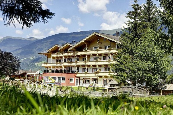 Familienhotel Grundlhof