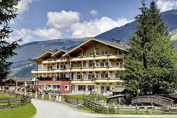 Familienhotel Grundlhof