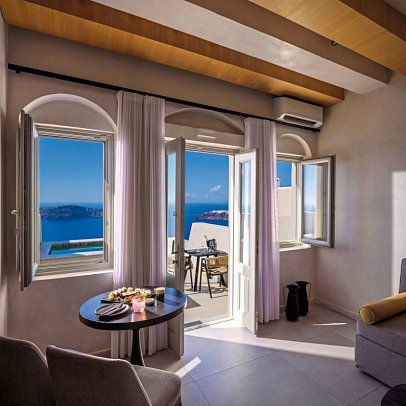 Andromeda Villas & Spa Resort - Wohnbeispiel Suite Sea View VIP with outdoor Jacuzzi (Zimmercodierung WBM)