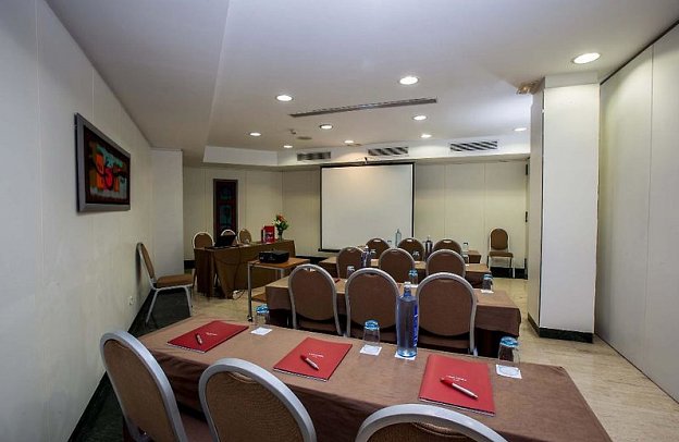 Leonardo Hotel Madrid City Center