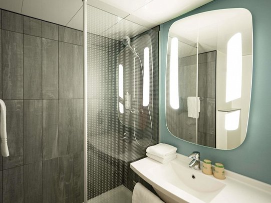 ibis Paris Gare de Lyon Ledru Rollin 12ème