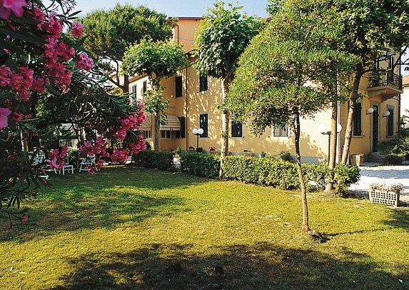 Apuana