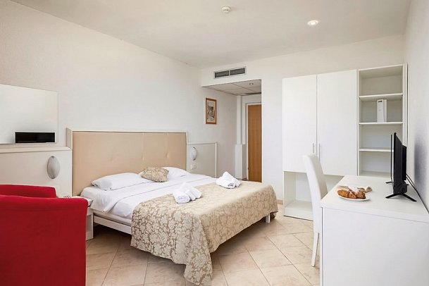 Hotel Hedera - Maslinica Hotels & Resorts