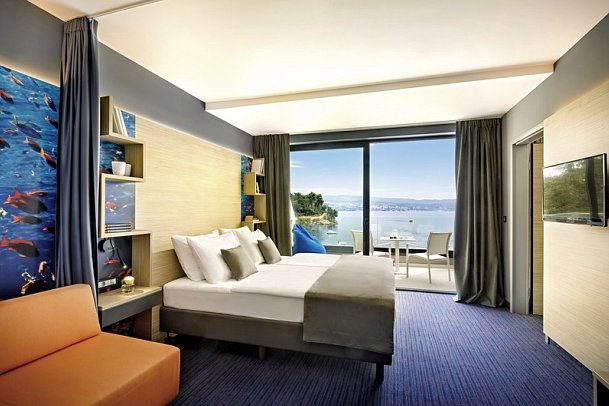 Hotel I'i'i