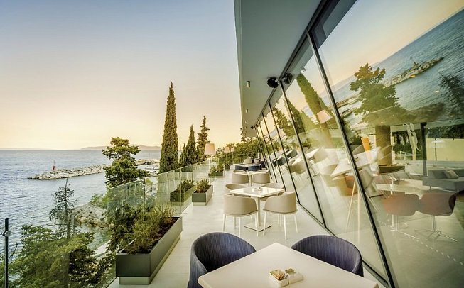 Hotel I'i'i