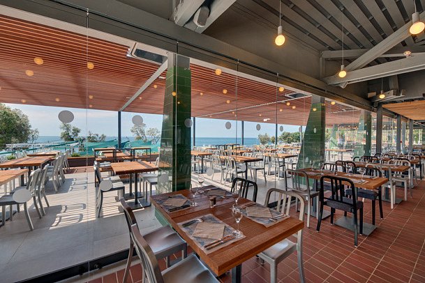 Maistra Select Amarin Resort