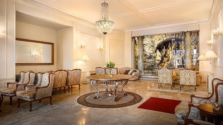Hotel Palace Bellevue
