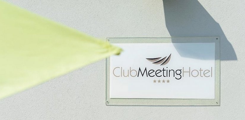Club Meeting Hotel