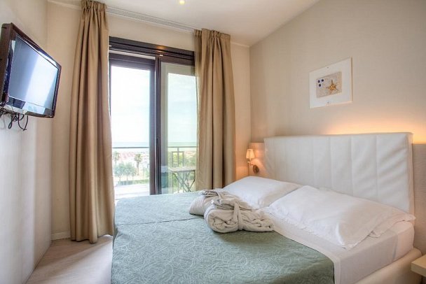 Ferretti Beach Hotel