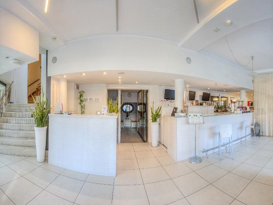 Ferretti Beach Hotel