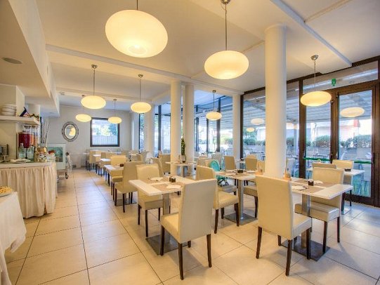 Ferretti Beach Hotel