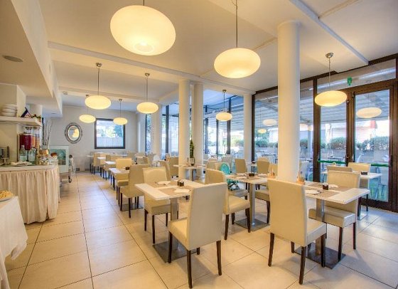 Ferretti Beach Hotel