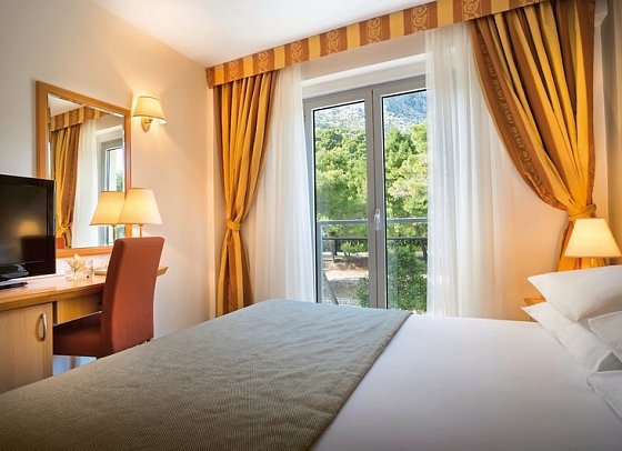 Aminess Grand Azur Hotel