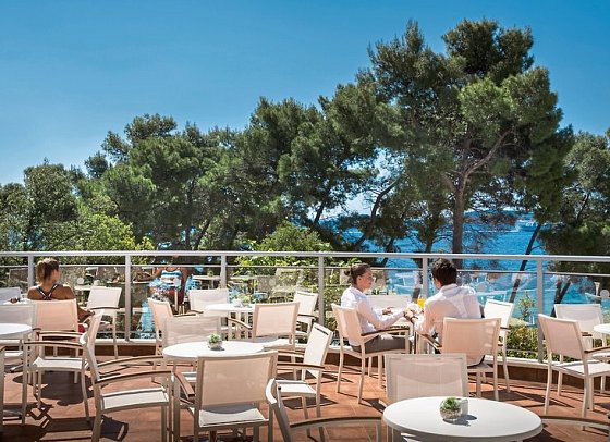 Aminess Grand Azur Hotel