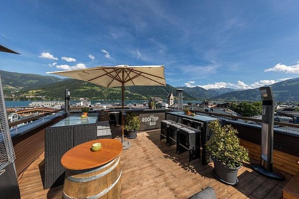 Two Timez Boutique Hotel