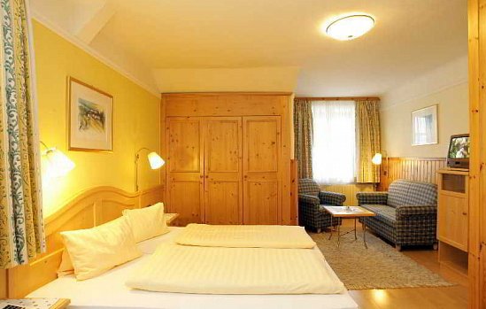 Hotel Lebzelter