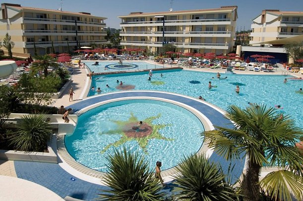 Aparthotel & Villaggio Planetarium Resort