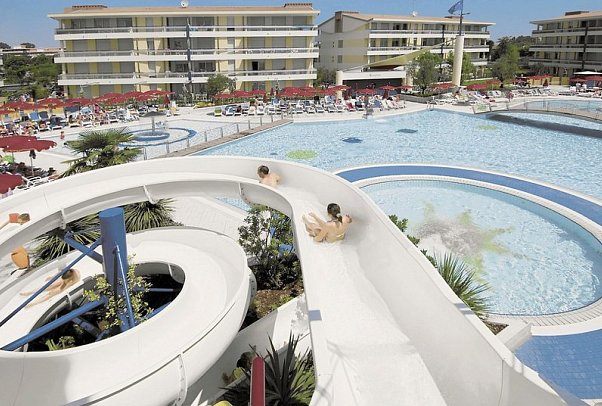 Aparthotel & Villaggio Planetarium Resort