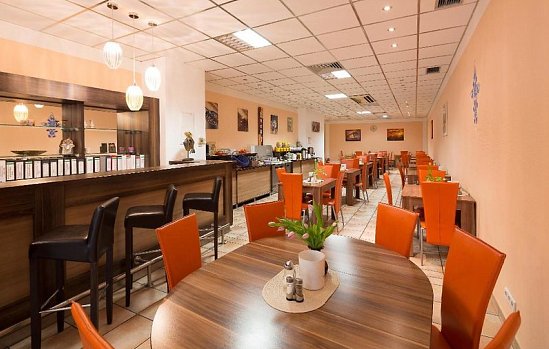 Alper Am Potsdamer Platz