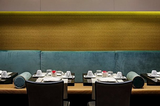 American-Dinesen