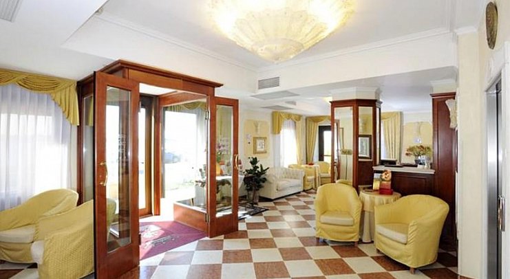 Russo Palace