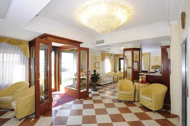 Russo Palace