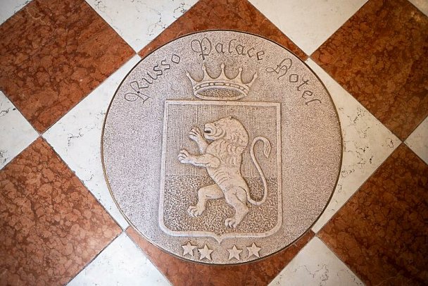 Russo Palace