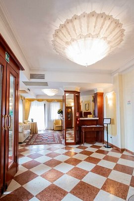 Russo Palace