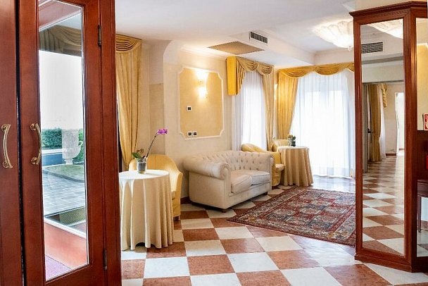 Russo Palace