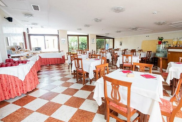 Russo Palace