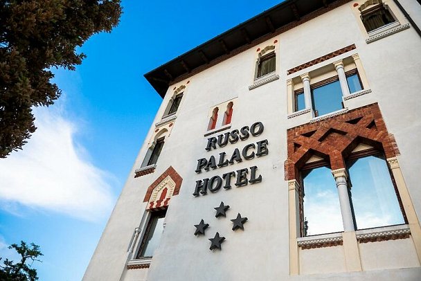 Russo Palace