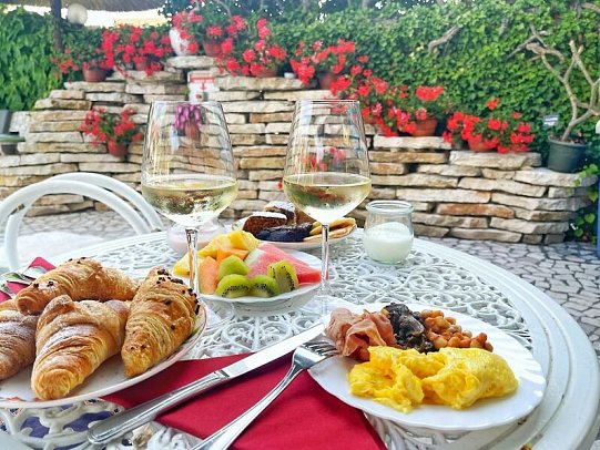 Milton Boutique Hotel