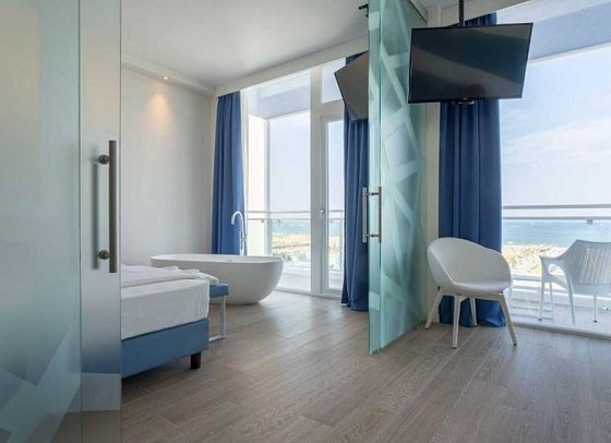 Hotel Mediterraneo