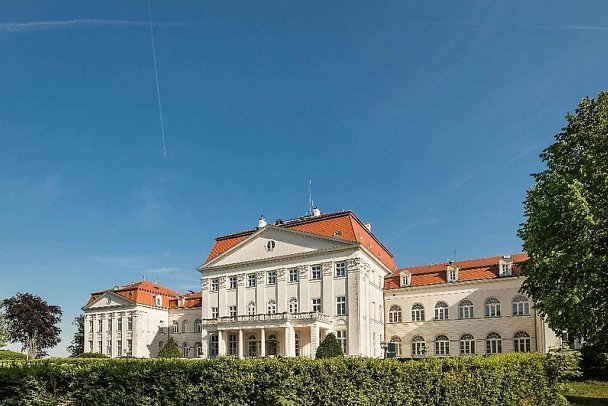 Austria Trend Schloss Wilhelminenberg