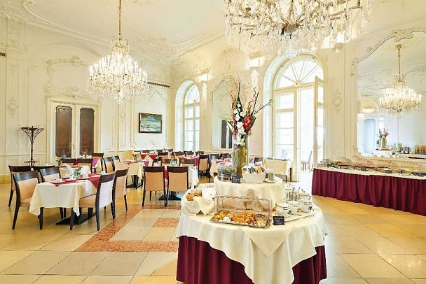 Austria Trend Schloss Wilhelminenberg