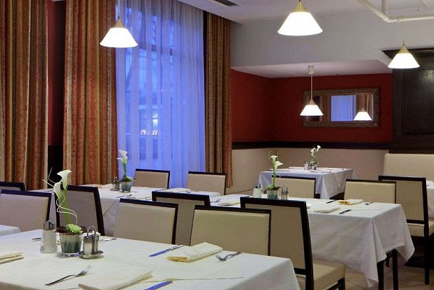 Austria Trend Hotel Ananas