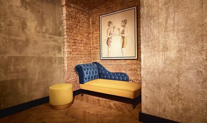 Max Brown Hotel 7th District