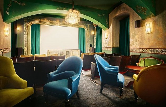 Max Brown Hotel 7th District