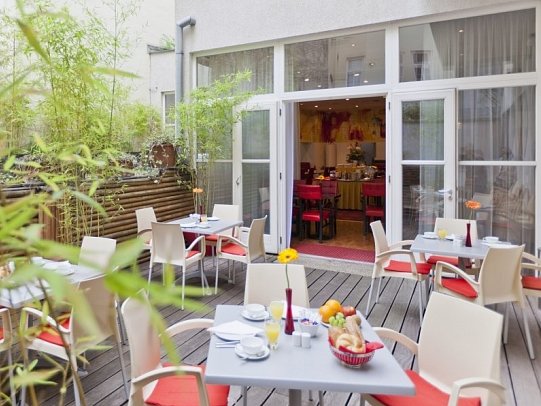 Hotel Boltzmann
