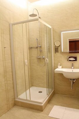 Opera Suites